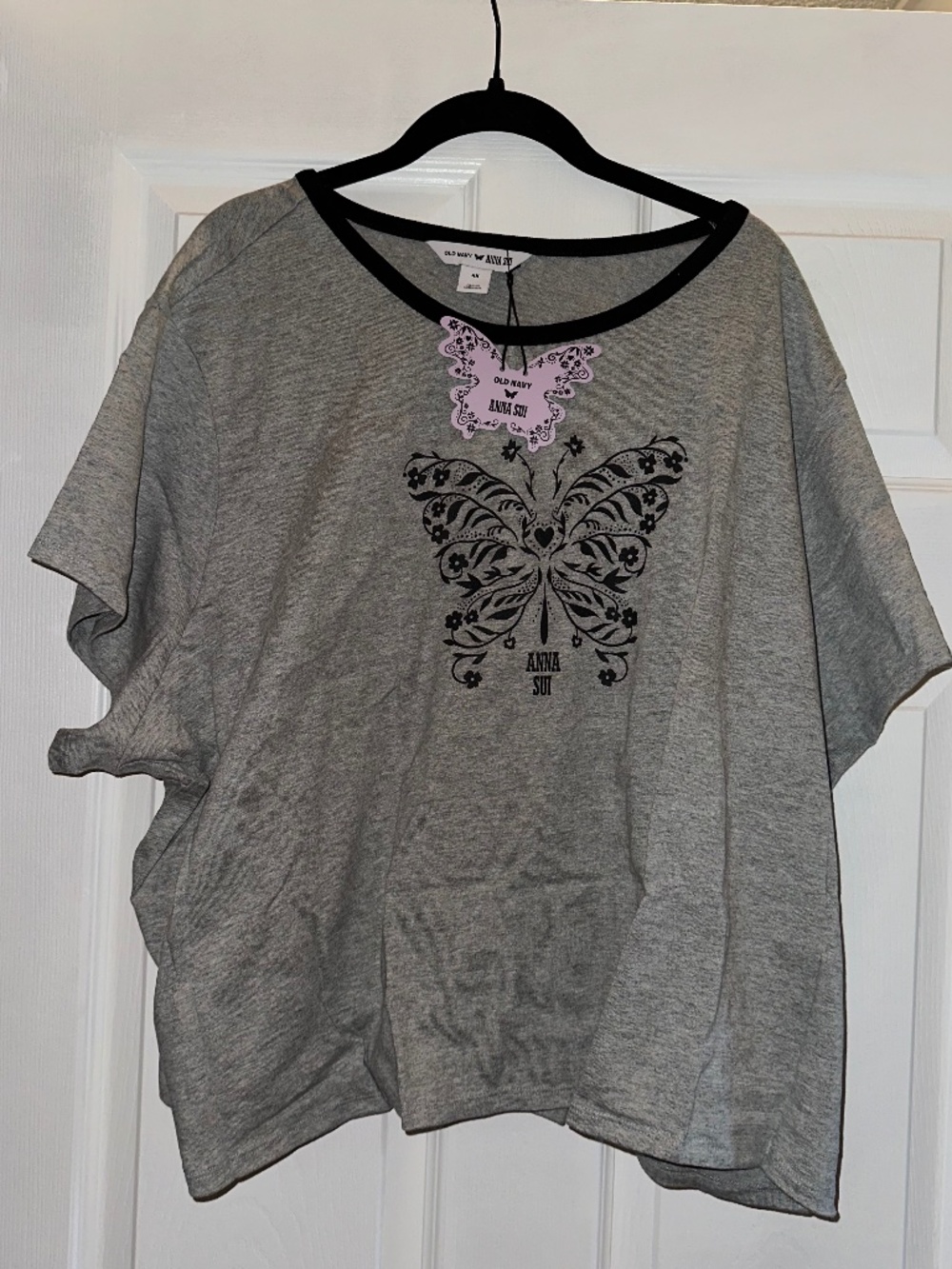 NWT Old Navy x Anna Sui Butterfly Graphic Tee Gray 4X Plus Size
